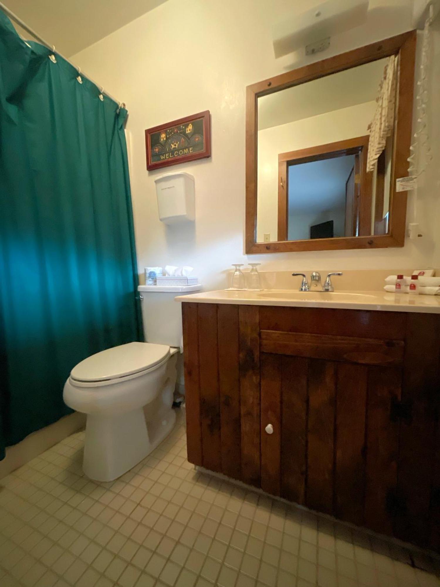 La Perla Restaurant & Country Inn Averill Park المظهر الخارجي الصورة